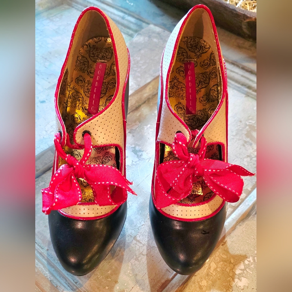 Bordello Women's Black and Red Heels